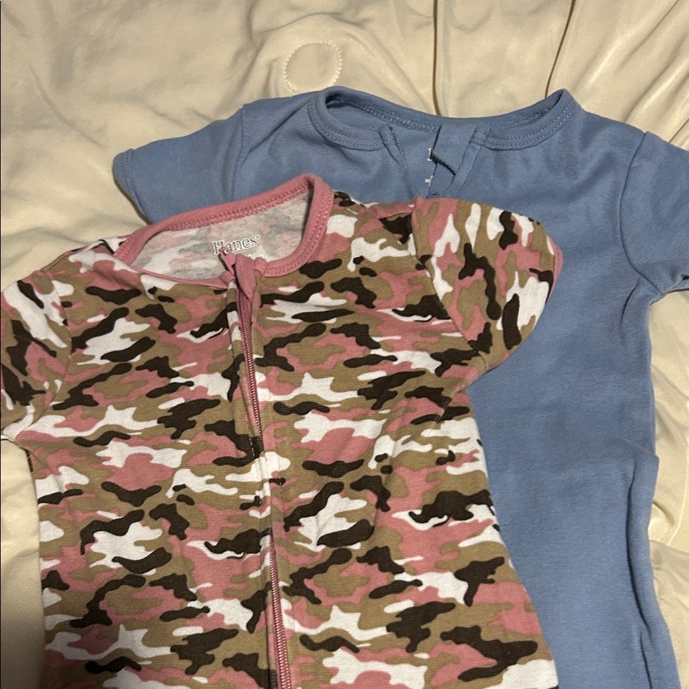 Hanes Kids Matching Set - Pink Camo and Blue